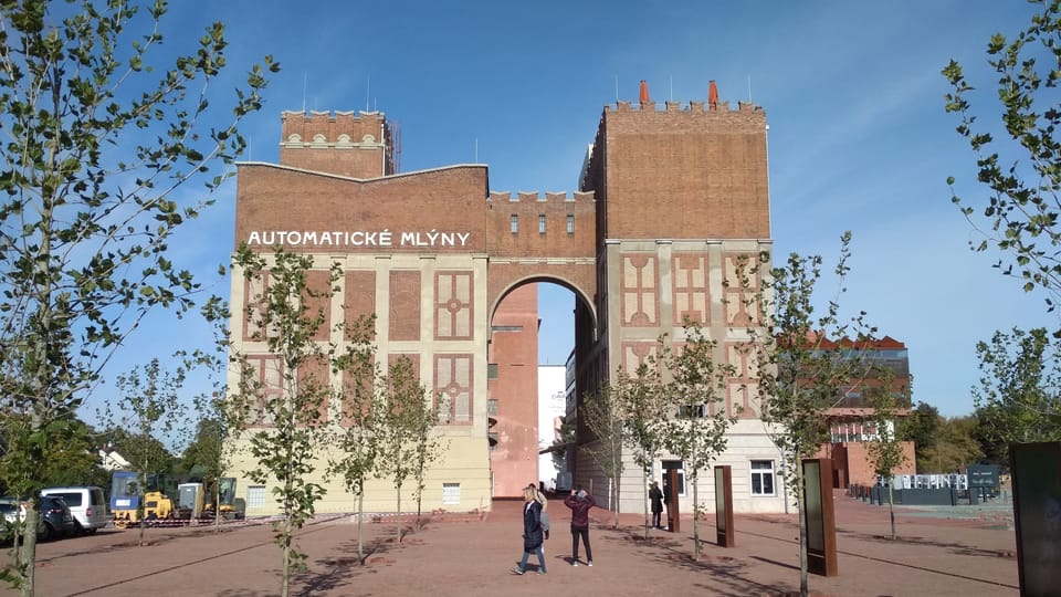 Automatic Mills (Automatické mlýny) in Pardubice | Photo: Anaïs Raimbault, Radio Prague International Automatic Mills (Automatické mlýny) in Pardubice | Photo: Anaïs Raimbault, Radio Prague International
