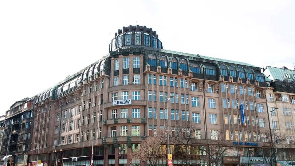 Rokoko Palace  (Šupich's houses) on the corner of Wenceslas Square and Štěpánská | Photo: Khalil Baalbaki,  Czech Radio