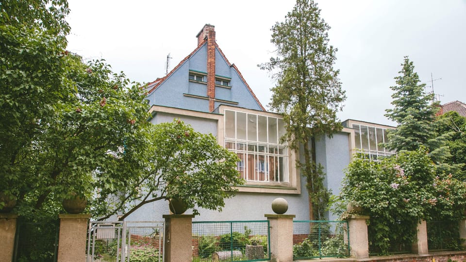 Olomouc villa for the sculptor Julius Pelikán built in 1925 by the architects Josef Štěpánek and the famous Bohuslav Fuchs | Photo: Jana Volková, Czech Radio Olomouc villa for the sculptor Julius Pelikán built in 1925 by the architects Josef Štěpánek and the famous Bohuslav Fuchs | Photo: Jana Volková, Czech Radio