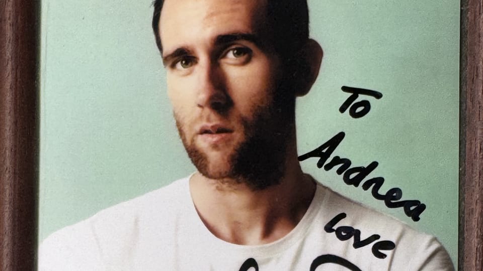 Matthew Lewis's autograph,  addressed to Andrea Vendolská | Photo: Hannah Vaughan,  Radio Prague International