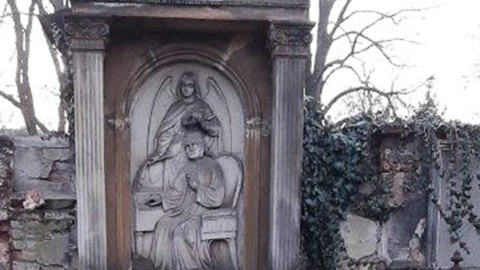Grave of Josef Proksch (4. 8. 1794 – 20. 12. 1864) | Photo: Mezi hroby / Between the Graves Grave of Josef Proksch (4. 8. 1794 – 20. 12. 1864) | Photo: Mezi hroby / Between the Graves