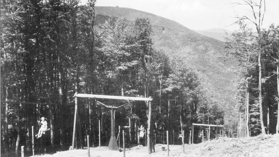 Cableway to Pustevny in 1940 | Photo: Archive of Jan Šrubař/ Podhorská jednota Radhošť Cableway to Pustevny in 1940 | Photo: Archive of Jan Šrubař/ Podhorská jednota Radhošť