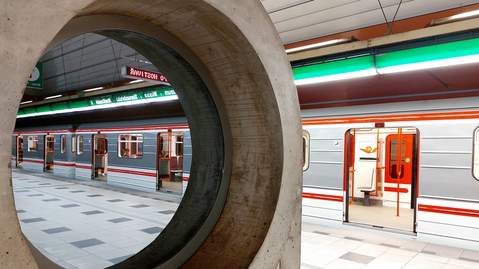 Petřiny station | Photo: Paul-Henri Perrain, Radio Prague International Petřiny station | Photo: Paul-Henri Perrain, Radio Prague International