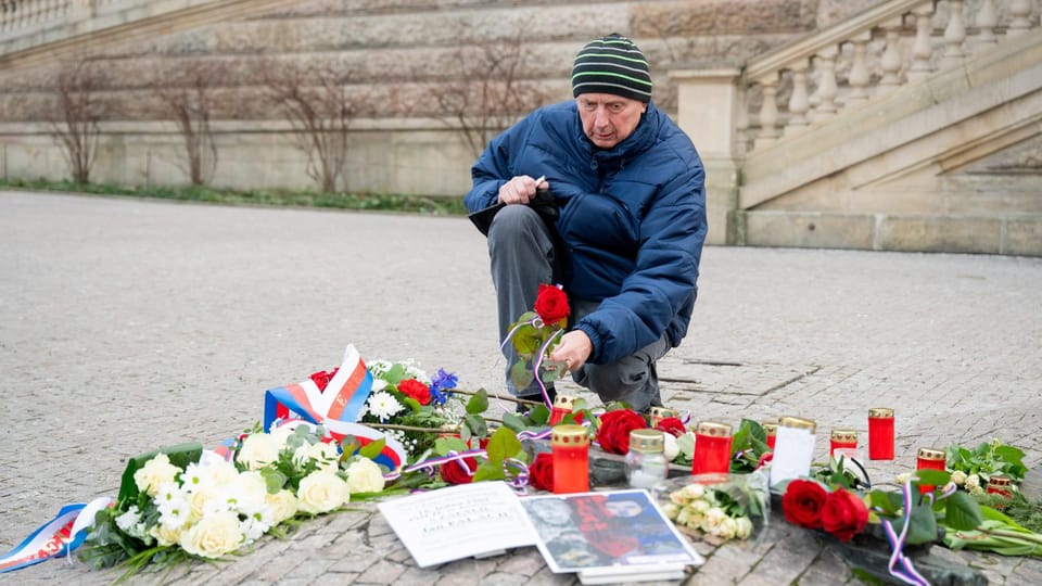Pieta on the anniversary of self-immolation of Jan Palach | Photo: Zuzana Jarolímková, iROZHLAS.cz Pieta on the anniversary of self-immolation of Jan Palach | Photo: Zuzana Jarolímková, iROZHLAS.cz