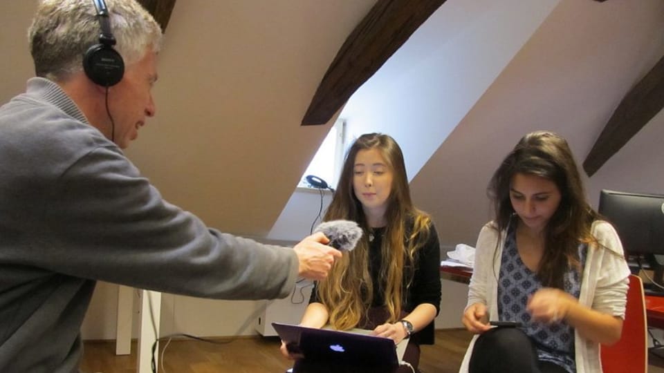 David Vaughan interviews the students of Anglo-American University, photo: archive of David Vaughan David Vaughan interviews the students of Anglo-American University, photo: archive of David Vaughan