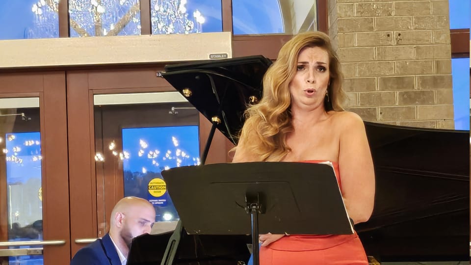 Opera singer Ester Pavlů performed at the celebration of the founding of The National Czech and Slovak Museum and Library in Cedar Rapids | Photo: Klára Stejskalová, Radio Prague International Opera singer Ester Pavlů performed at the celebration of the founding of The National Czech and Slovak Museum and Library in Cedar Rapids | Photo: Klára Stejskalová, Radio Prague International