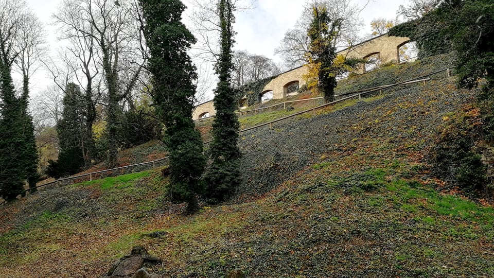 The Deer Moat by Prague Castle | Photo: Štěpánka Budková The Deer Moat by Prague Castle | Photo: Štěpánka Budková