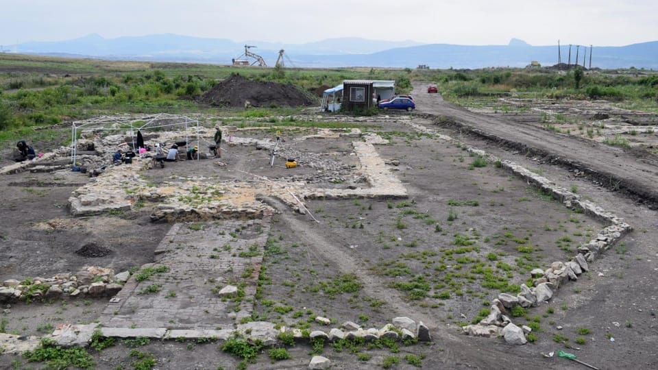 Excavations in Libkovice,  photo: Frederik Velinský / Czech Radio