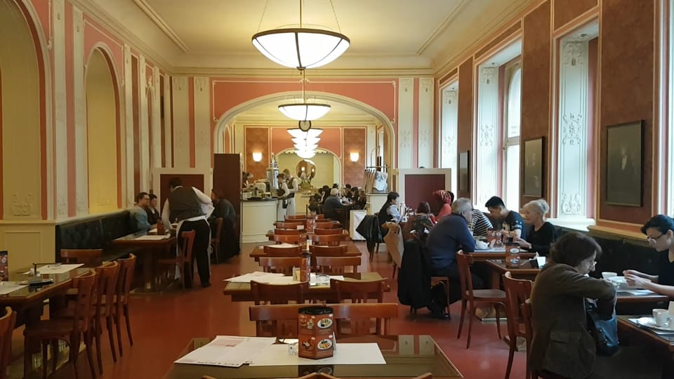 Café Louvre, photo: Ondřej Tomšů Café Louvre, photo: Ondřej Tomšů
