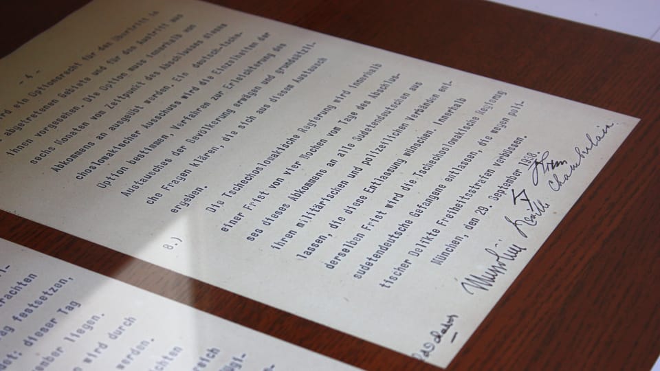 Copy of the Munich Agreement | Photo: Štěpánka Budková, Radio Prague International Copy of the Munich Agreement | Photo: Štěpánka Budková, Radio Prague International