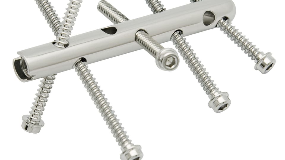 MEDIN - C-NAIL calcaneal nail, photo: archive of Association of Manufacturers and Suppliers of Medical Devices MEDIN - C-NAIL calcaneal nail, photo: archive of Association of Manufacturers and Suppliers of Medical Devices