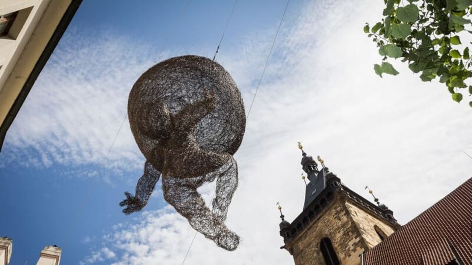 Sculpture by Veronika Psotková, photo: archive of SMART Communication Sculpture by Veronika Psotková, photo: archive of SMART Communication