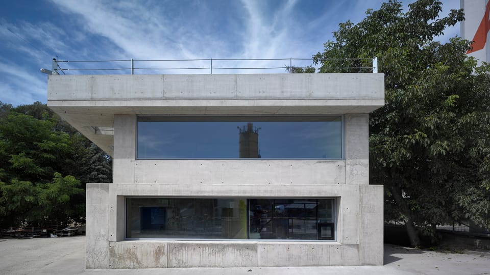 Administration building in Strančice,  photo: archive of Czech Prize for Architecture