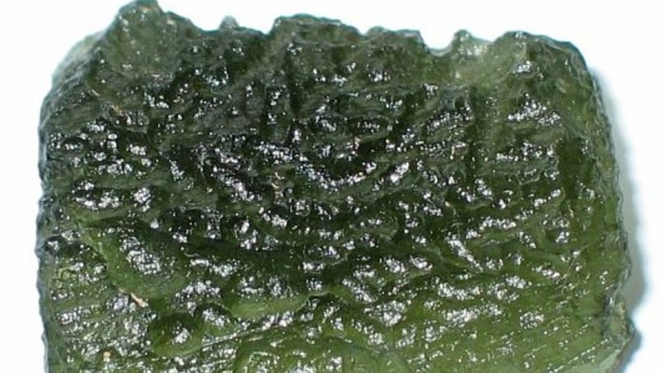 Moldavite stone, photo: Mp, Creative Commons 3.0 Moldavite stone, photo: Mp, Creative Commons 3.0