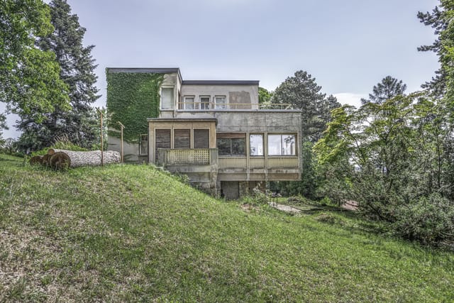 The villa of Miroslav Zikmund | Photo: Onomono Photography