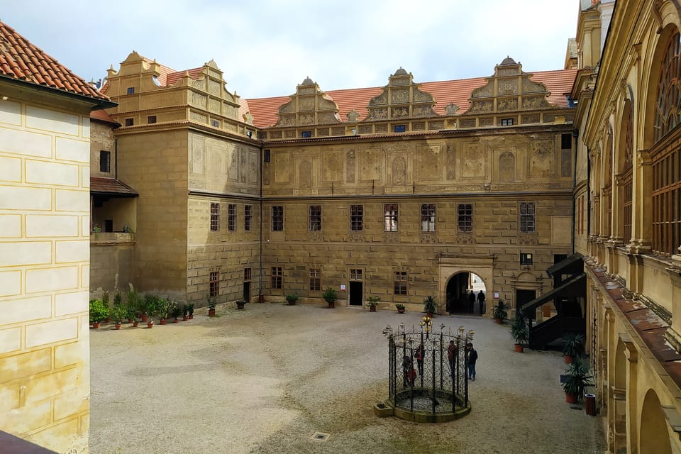 Courtyard of Horšovský Týn Castle and Chateau | Photo: Kateřina Dobrovolná, Czech Radio Courtyard of Horšovský Týn Castle and Chateau | Photo: Kateřina Dobrovolná, Czech Radio