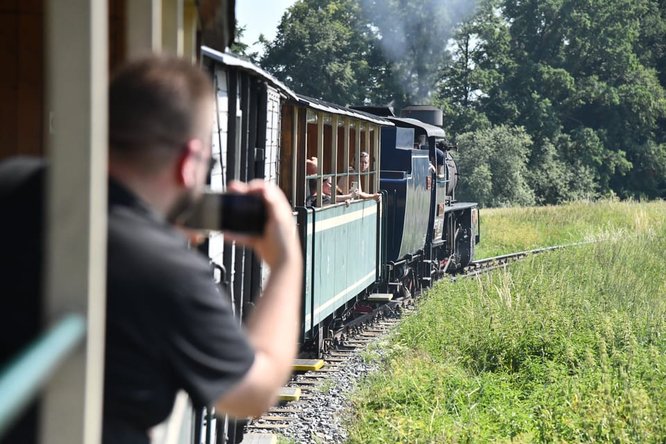 The steam locomotive is mainly for tourists, but the regular diesel train is also interesting | Photo: Břetislav Tureček, Radio Prague International The steam locomotive is mainly for tourists, but the regular diesel train is also interesting | Photo: Břetislav Tureček, Radio Prague International