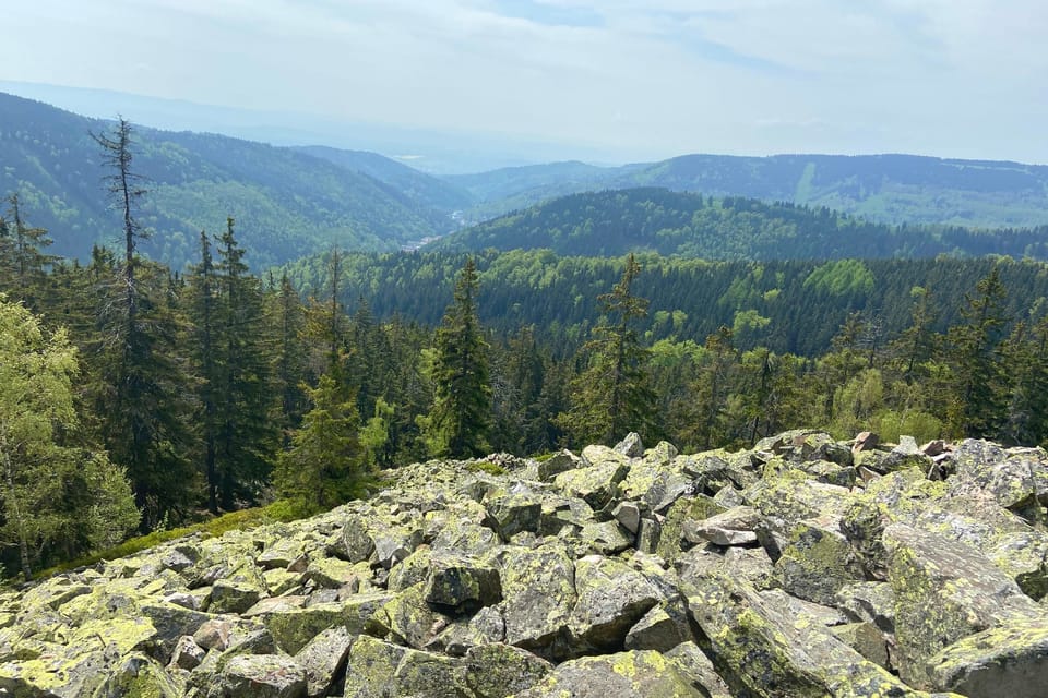 View from the top of Hadí hora to Jáchymov | Photo: Jana Strejčková,  Czech Radio