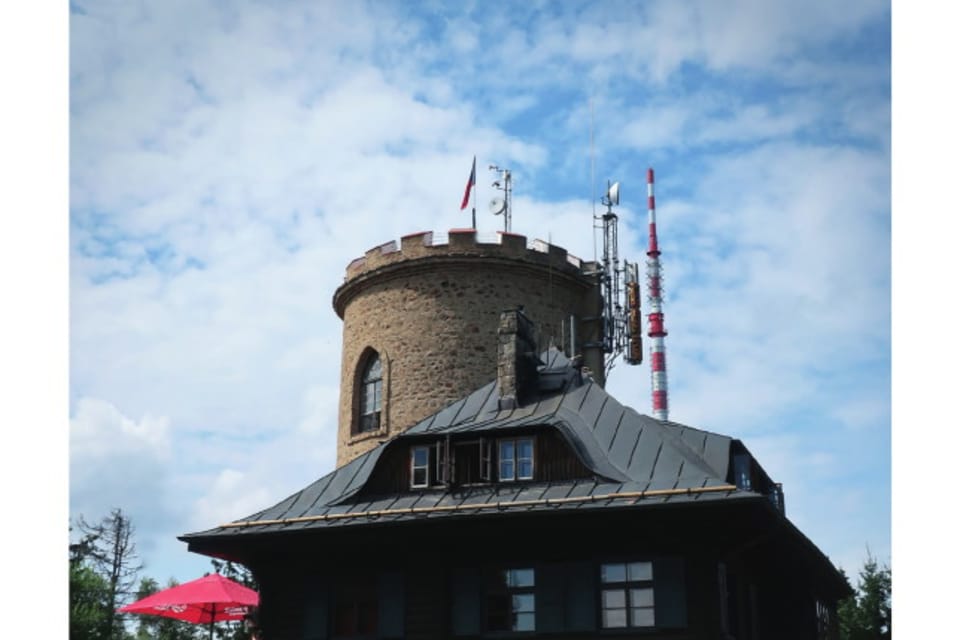 Kleť Lookout Tower,  Blanský les – oldest stone lookout tower  (built 1825) | Photo: Štěpánka Budková,  Radio Prague International