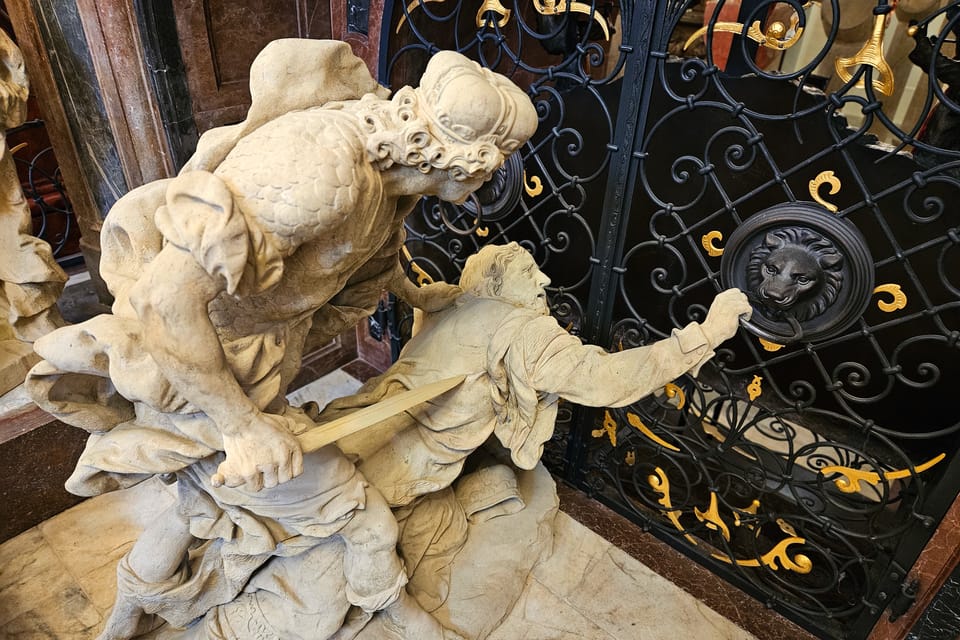 Sculpture representing the death of Wenceslas,  located in the Basilica of St. Wenceslas in Stara Boleslav | Photo: Štěpánka Budková,  Radio Prague International