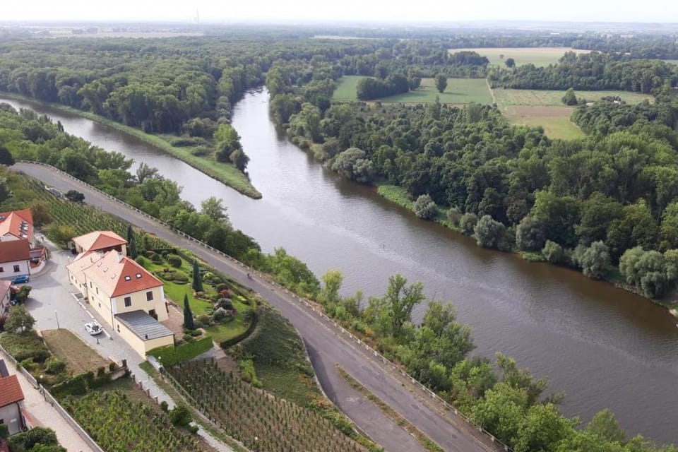 The confluence of the Elbe and Vltava rivers in Mělník | Photo: Blanka Kvapilová, Czech Radio The confluence of the Elbe and Vltava rivers in Mělník | Photo: Blanka Kvapilová, Czech Radio