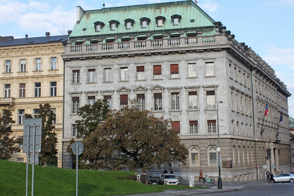 Petschek Palace | Photo: Elena Horálková, Radio Prague International Petschek Palace | Photo: Elena Horálková, Radio Prague International