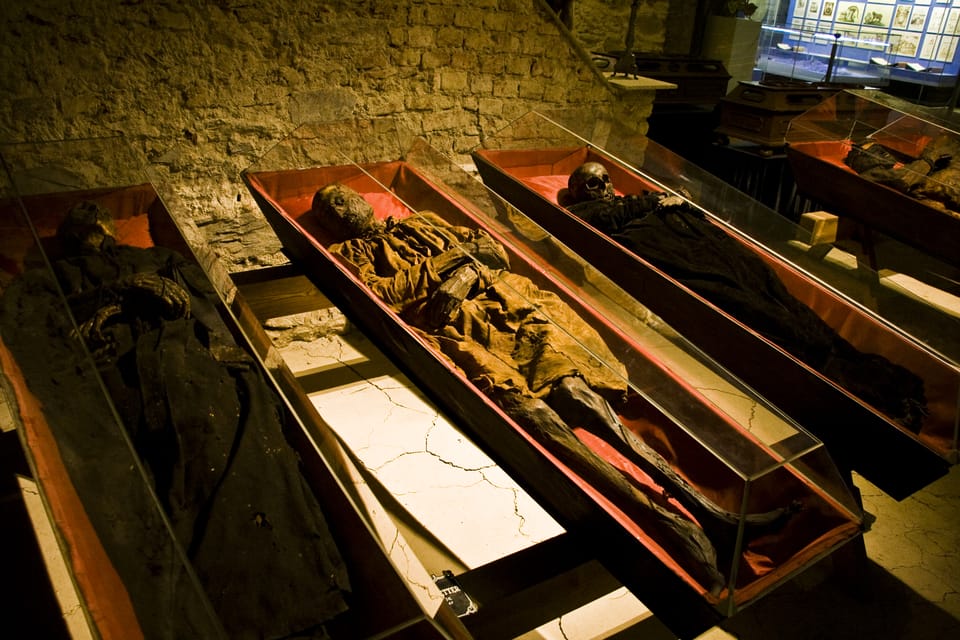 Crypt with mummies in Klatovy | Photo: Vít Pohanka, Radio Prague International Crypt with mummies in Klatovy | Photo: Vít Pohanka, Radio Prague International