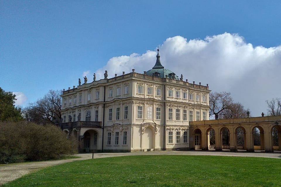 Ploskovice Castle | Photo: Stanislava Brádlová,  Czech Radio