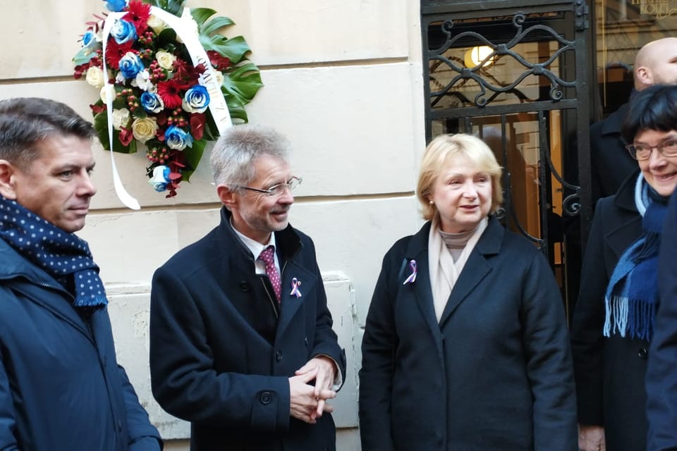 November 17, 2023 in the streets of Prague | Photo: Igor Budykin, Radio Prague International November 17, 2023 in the streets of Prague | Photo: Igor Budykin, Radio Prague International