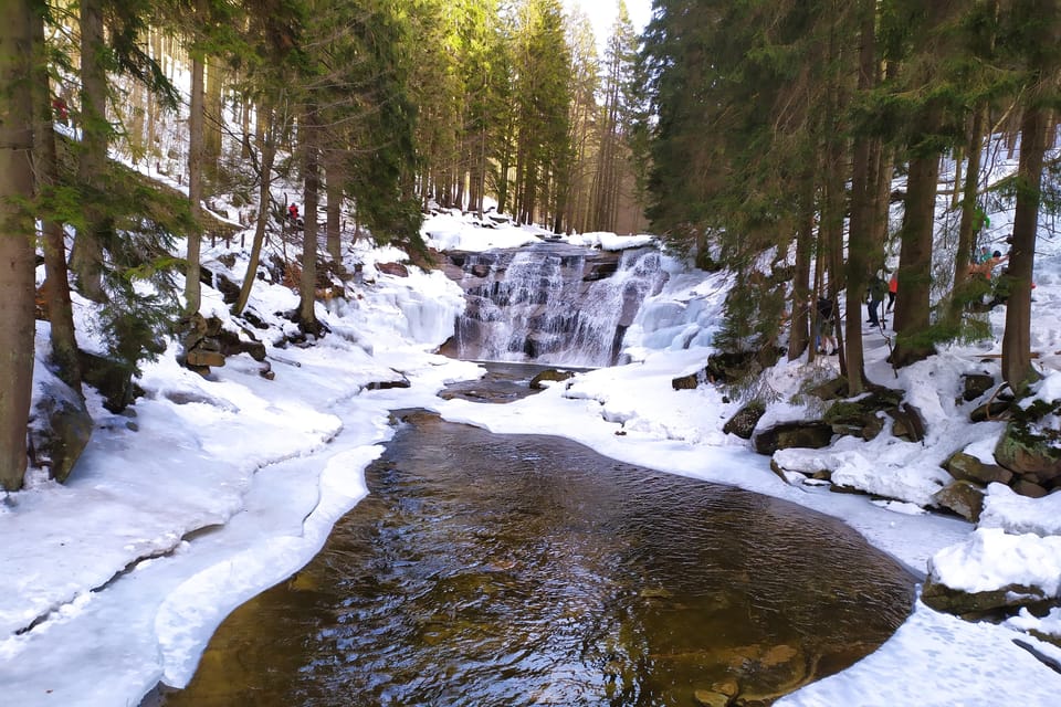 The Mumlava Waterfall | Photo: Barbora Němcová,  Radio Prague International