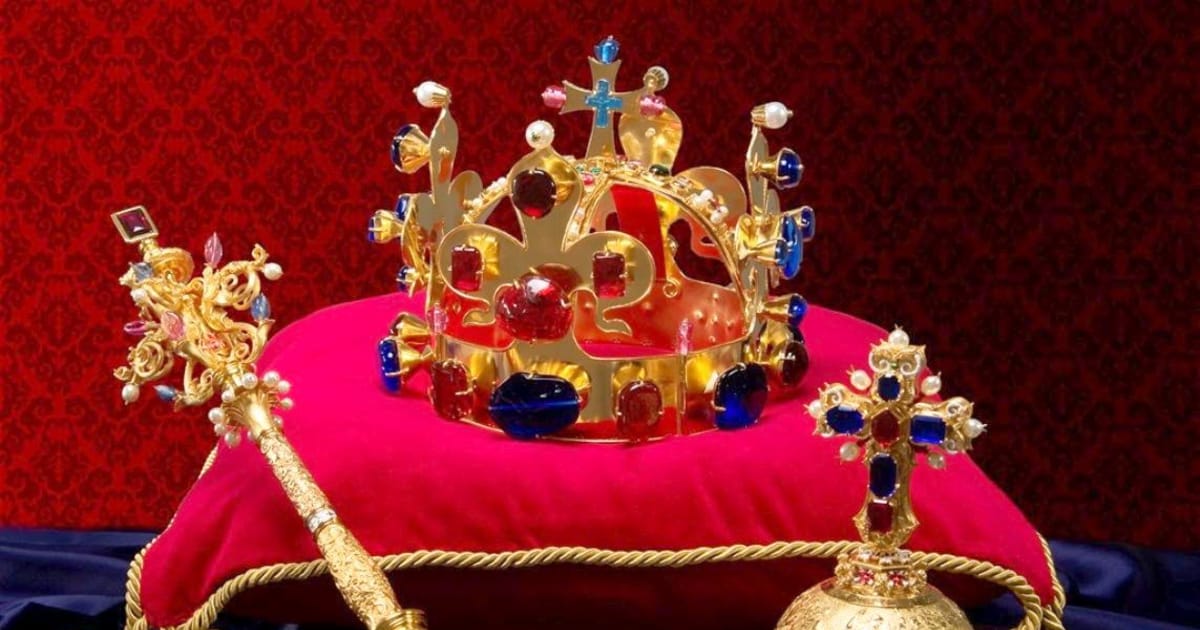 exhibition-seeks-to-make-bohemia-s-locked-up-crown-jewels-more