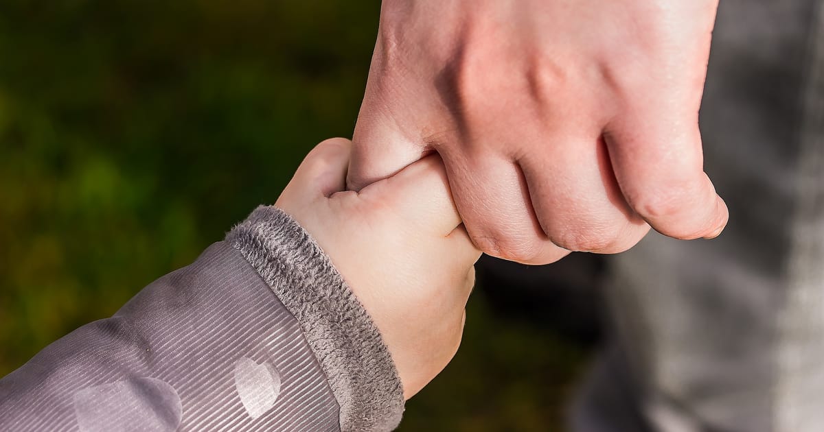More children in Czech orphanages as fostering applications fall sharply
