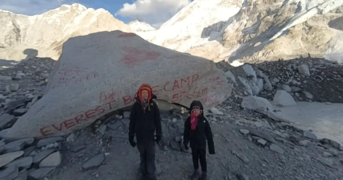 Čtyřletá Češka je nejmladší ženou, která dosáhla základního tábora Mount Everest