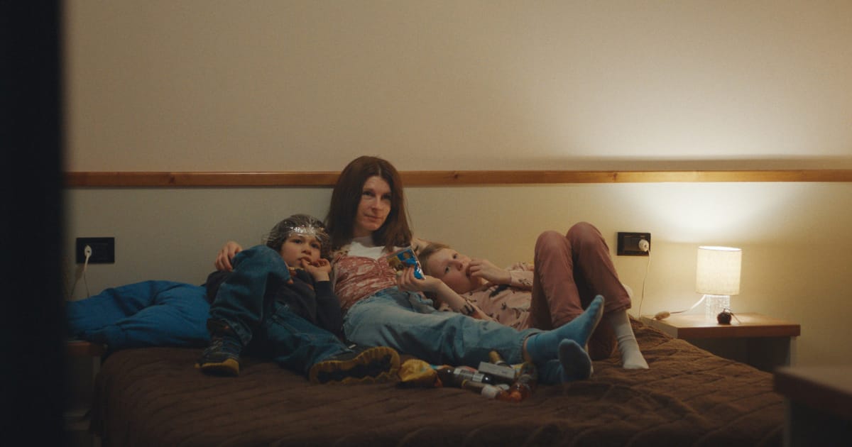 Anna Schinz on A Happy Family: “We wanted to tell this story without judging anyone”