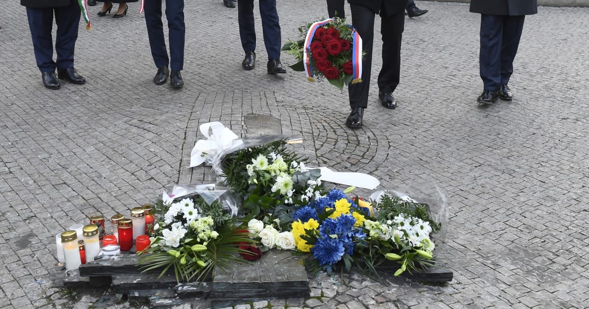 Czechs pay homage to student martyr Jan Palach | Radio Prague International