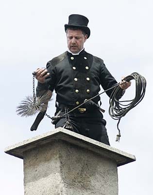 Lucky” chimney sweeps dwindling in numbers in Czech Republic | Radio Prague  International