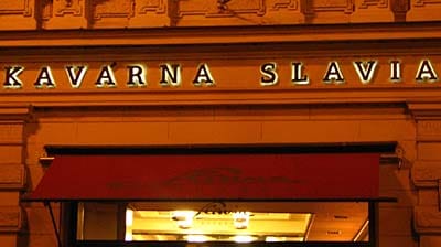 A Prague institution - the famous Café Slavia | Radio Prague