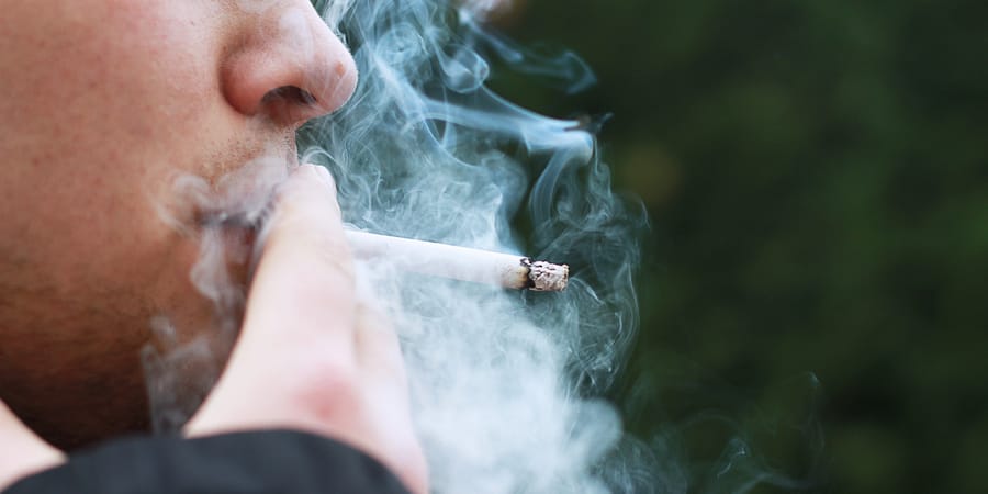 Expert: Smoking "definitely biggest problem" among addictions in Czechia - Vimarsana News