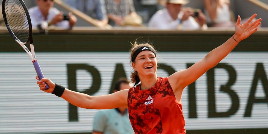 Karolína Muchová stuns Sabalenka to reach French Open final - Vimarsana News